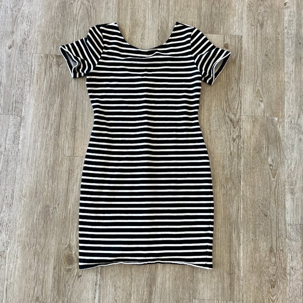 Womens Sanctuary Clothing Black/White Stripe Mini Dress - M
